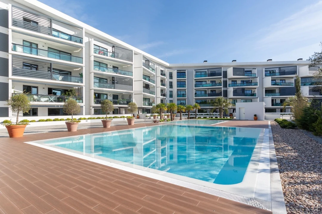 Apartamento T2 para Arrendamento em Carcavelos e Parede Foto 13