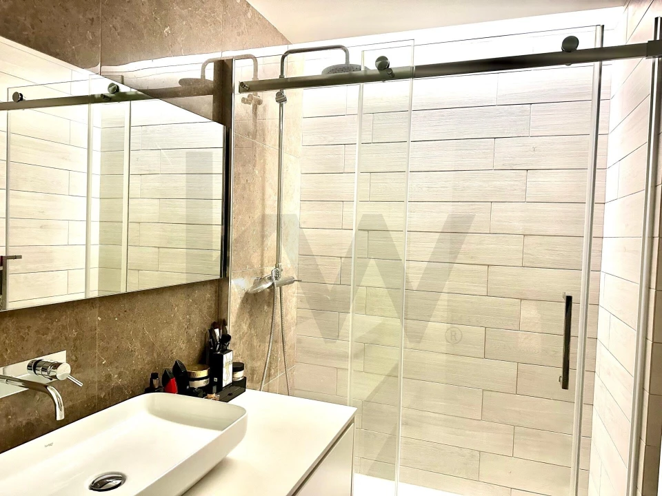 Apartamento T2 para Arrendamento em Carcavelos e Parede Foto 19