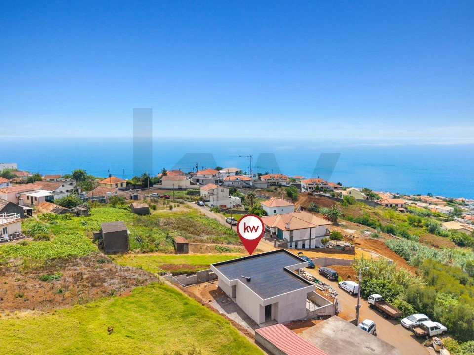 Moradia T2 para Venda em Arco da Calheta Foto 31