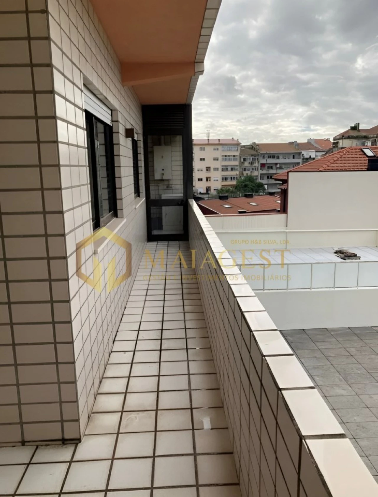 Apartamento T2 para Arrendamento em Bonfim Foto 7