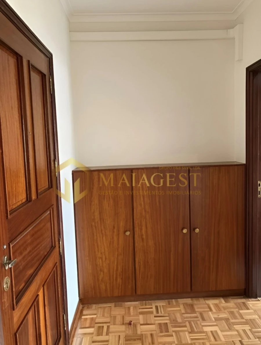 Apartamento T2 para Arrendamento em Bonfim Foto 2