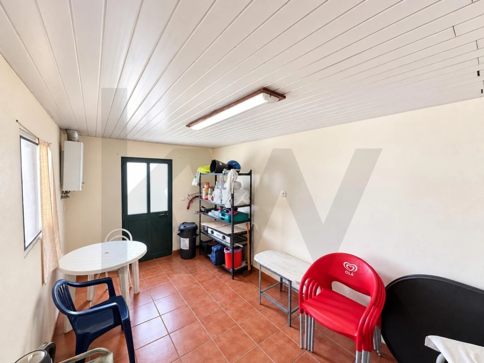 Moradia T3 para Venda em Vila do Porto Foto 17