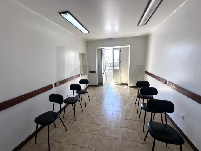 Moradia T3 para Venda em Vila do Porto Foto 5