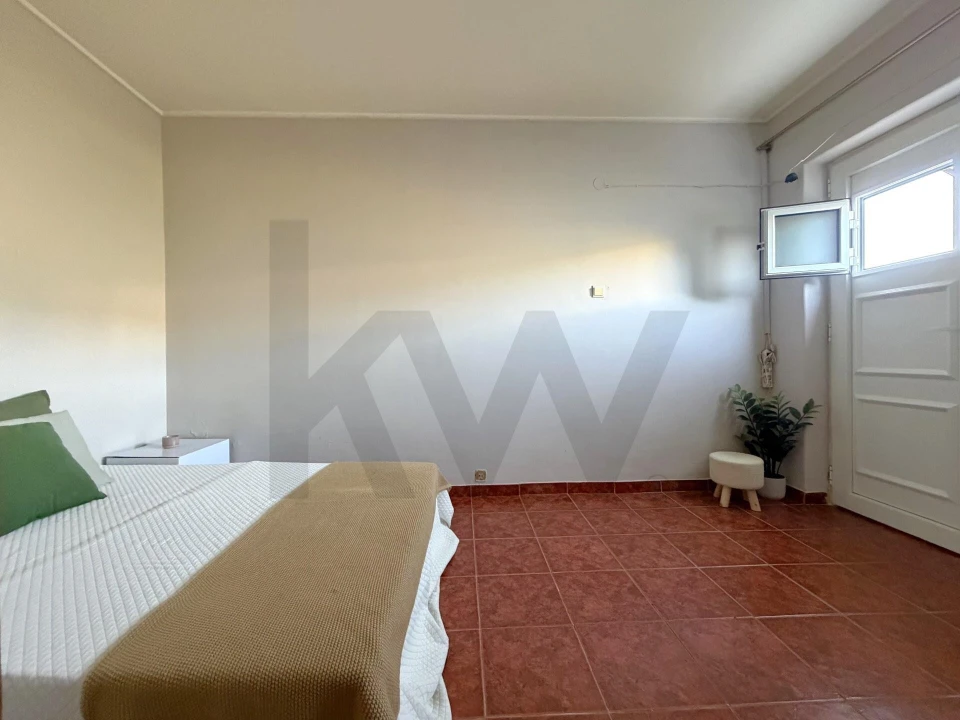 Apartamento T1 para Venda em Barcarena Foto 17