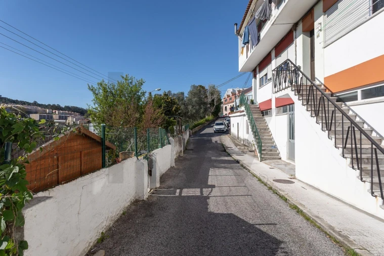 Apartamento T1 para Venda em Barcarena Foto 29