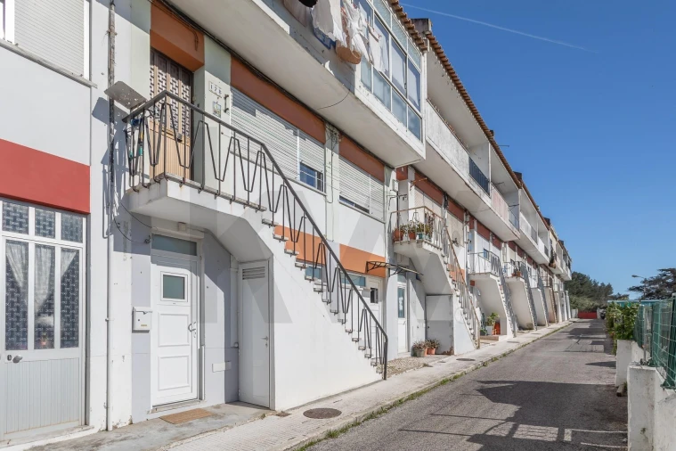 Apartamento T1 para Venda em Barcarena Foto 25