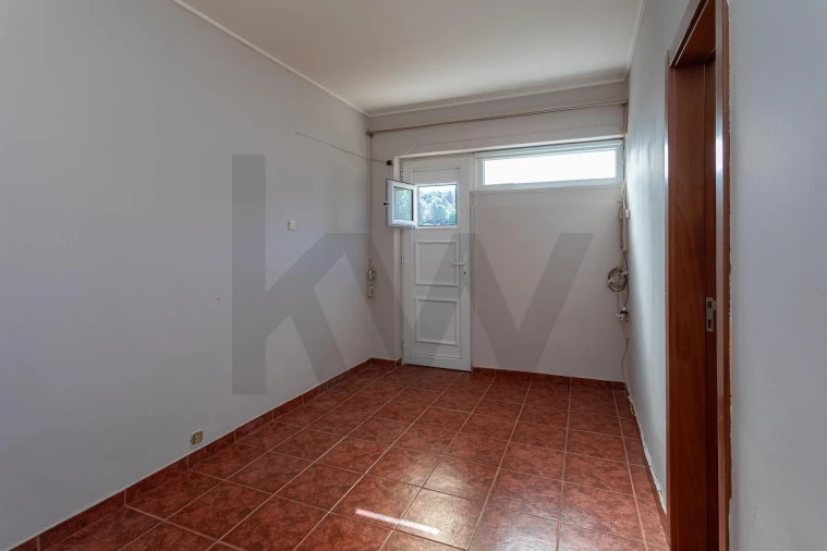 Apartamento T1 para Venda em Barcarena Foto 13
