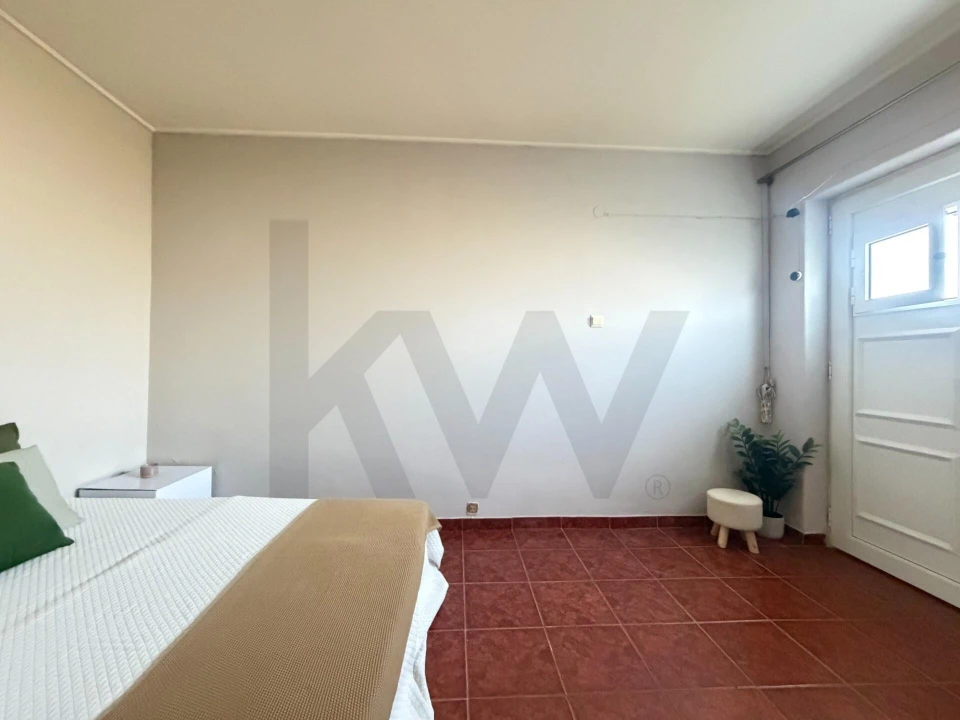 Apartamento T1 para Venda em Barcarena Foto 18