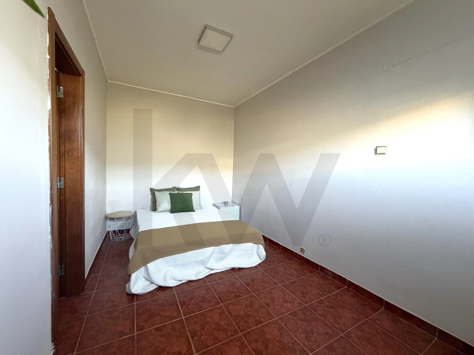 Apartamento T1 para Venda em Barcarena Foto 11