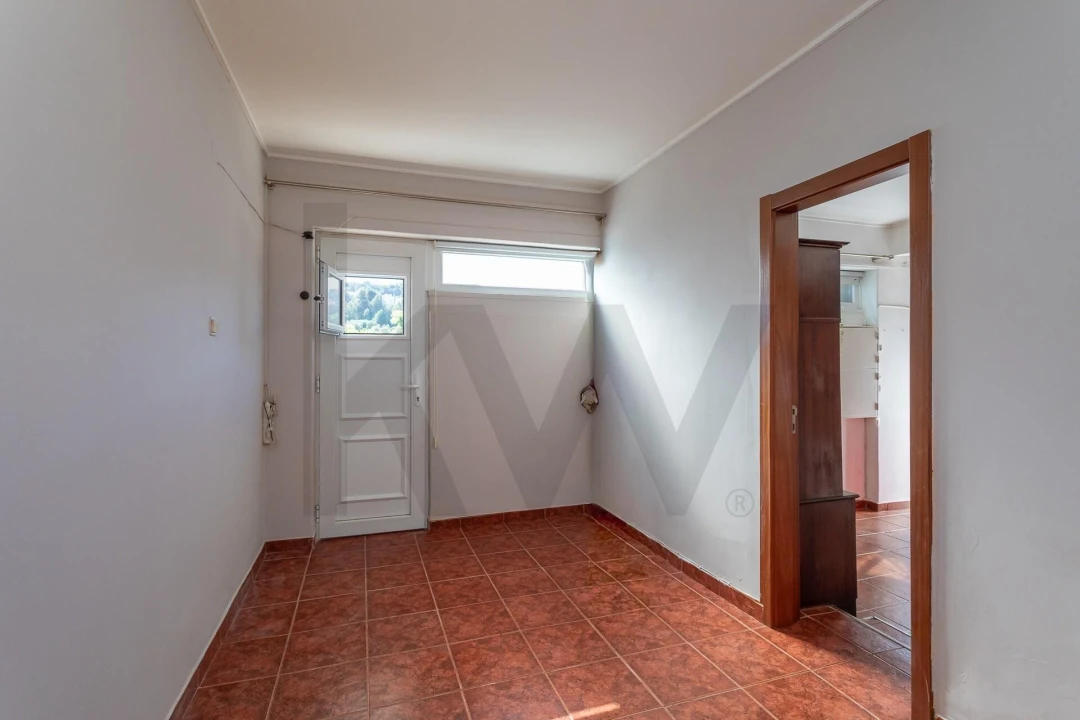 Apartamento T1 para Venda em Barcarena Foto 14