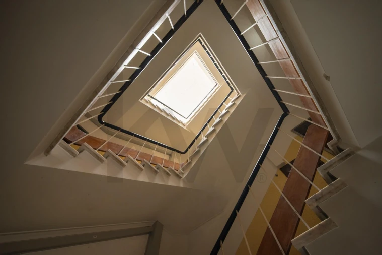 Apartamento T3 para Arrendamento em Costa da Caparica Foto 32