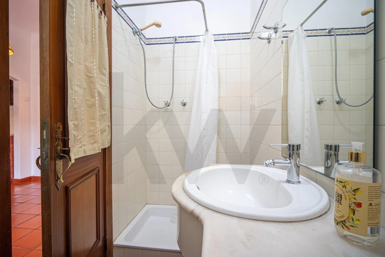 Apartamento T3 para Arrendamento em Costa da Caparica Foto 3