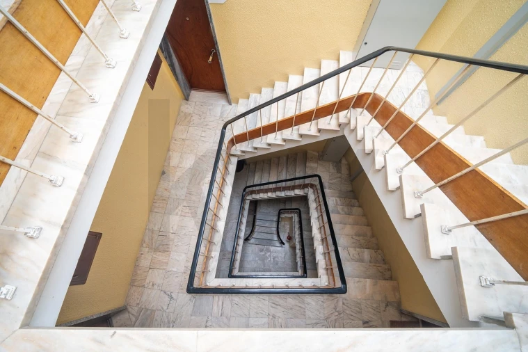 Apartamento T3 para Arrendamento em Costa da Caparica Foto 30