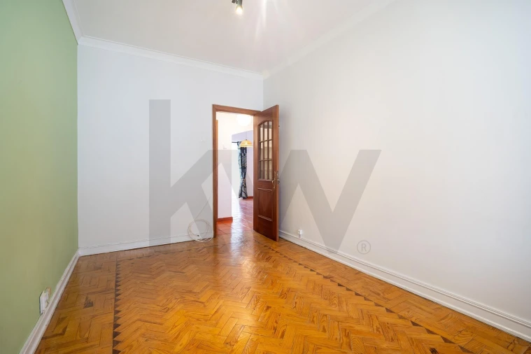 Apartamento T3 para Arrendamento em Costa da Caparica Foto 9