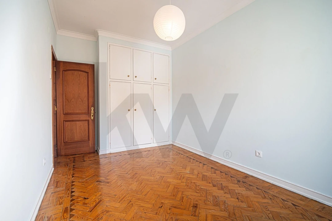 Apartamento T3 para Arrendamento em Costa da Caparica Foto 10