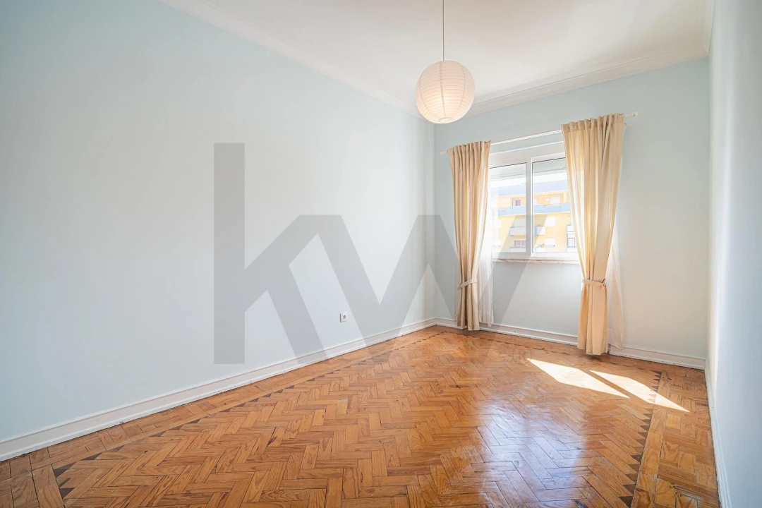 Apartamento T3 para Arrendamento em Costa da Caparica Foto 25