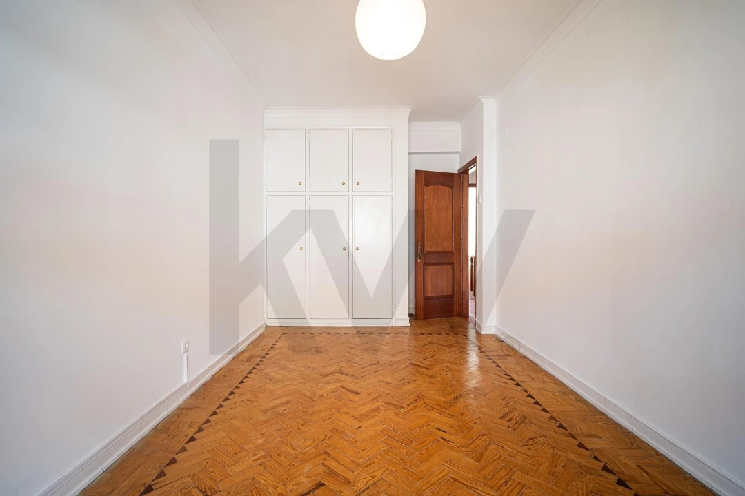 Apartamento T3 para Arrendamento em Costa da Caparica Foto 12