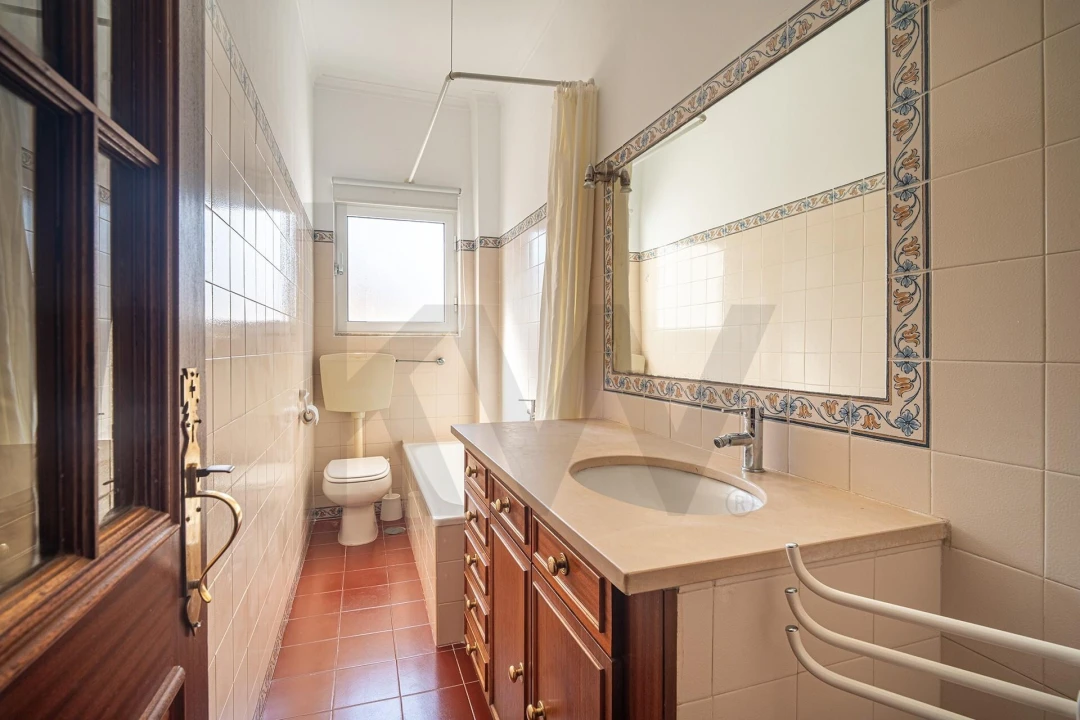 Apartamento T3 para Arrendamento em Costa da Caparica Foto 15