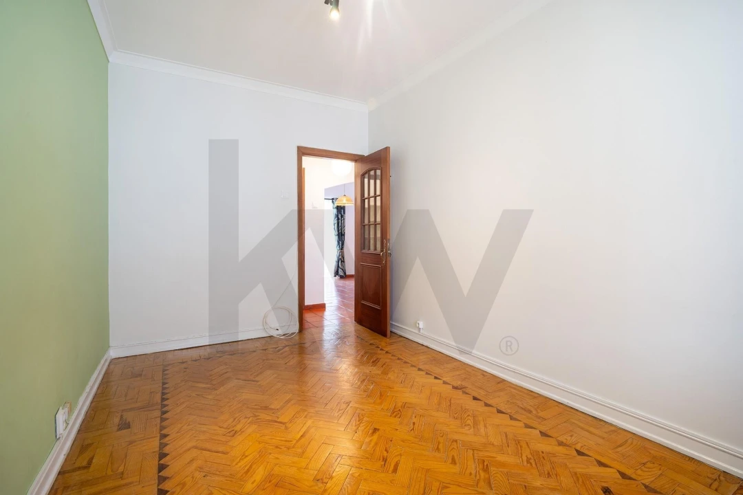 Apartamento T3 para Arrendamento em Costa da Caparica Foto 9