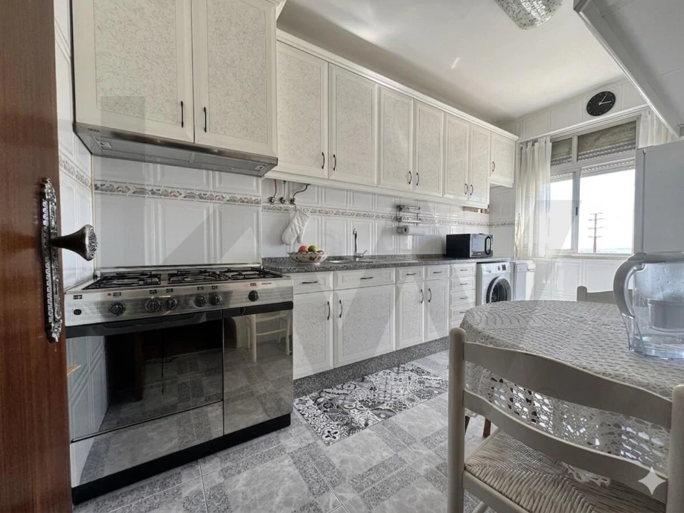 Apartamento T3 para Venda em Santa Iria de Azoia, São João da Talha e Bobadela Foto 5