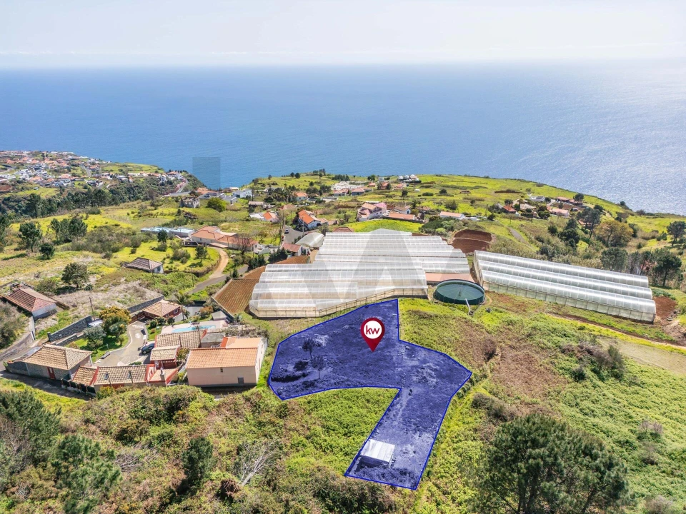 Terreno para Venda em Prazeres Foto 1