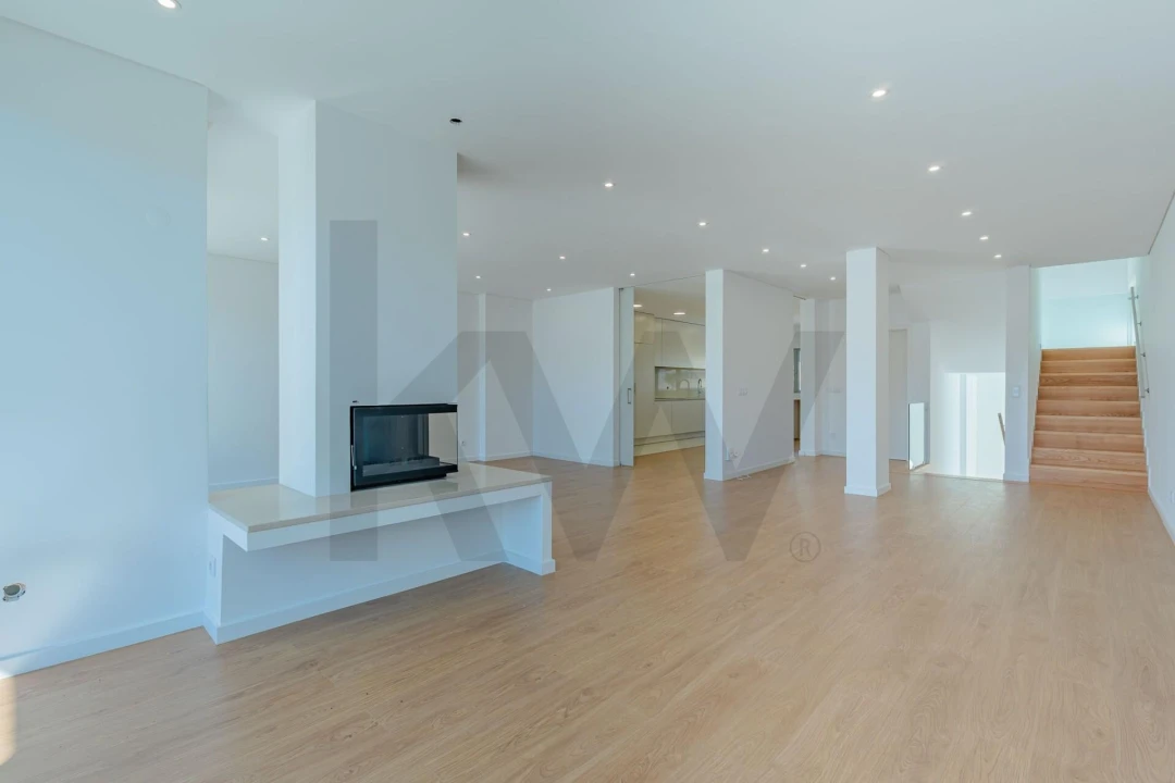 Moradia T3 para Venda em Santa Maria da Feira, Travanca, Sanfins e Espargo Foto 10