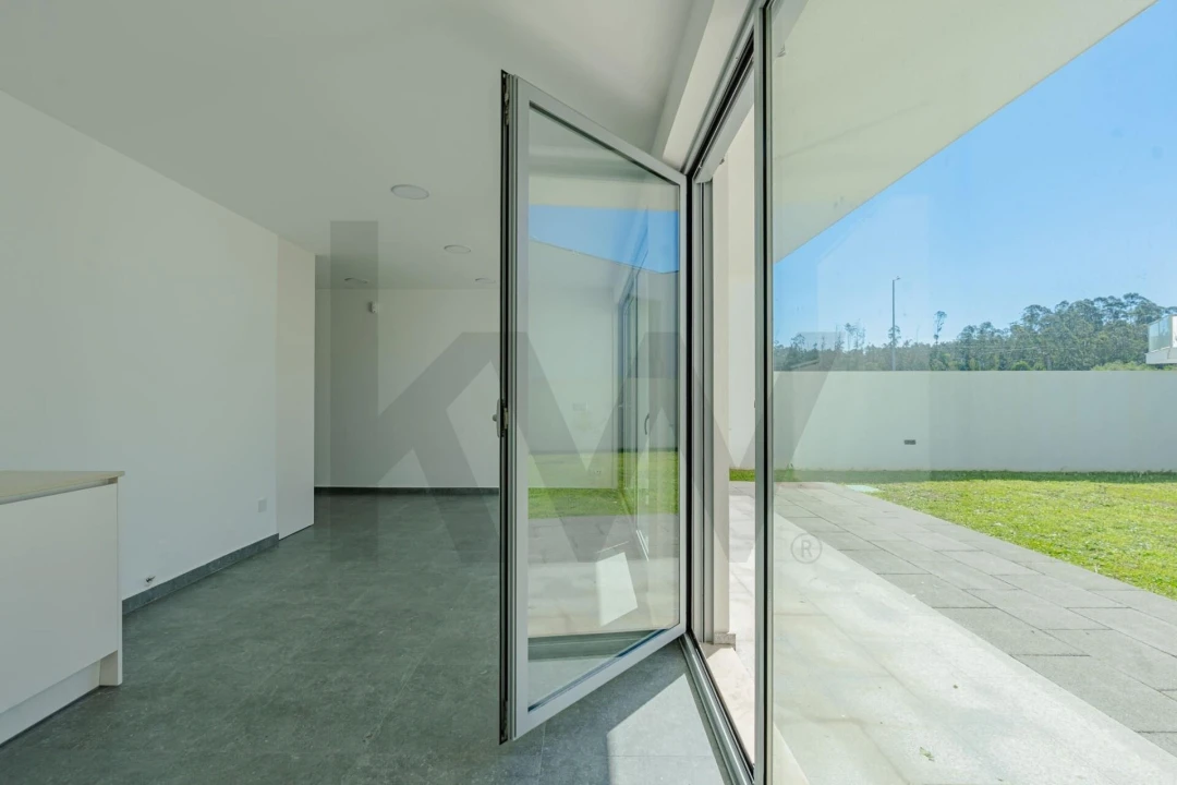 Moradia T3 para Venda em Santa Maria da Feira, Travanca, Sanfins e Espargo Foto 27