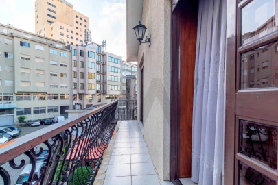 Moradia T3 para Venda em Mafamude e Vilar do Paraíso