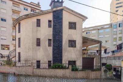 Moradia T3 para Venda em Mafamude e Vilar do Paraíso