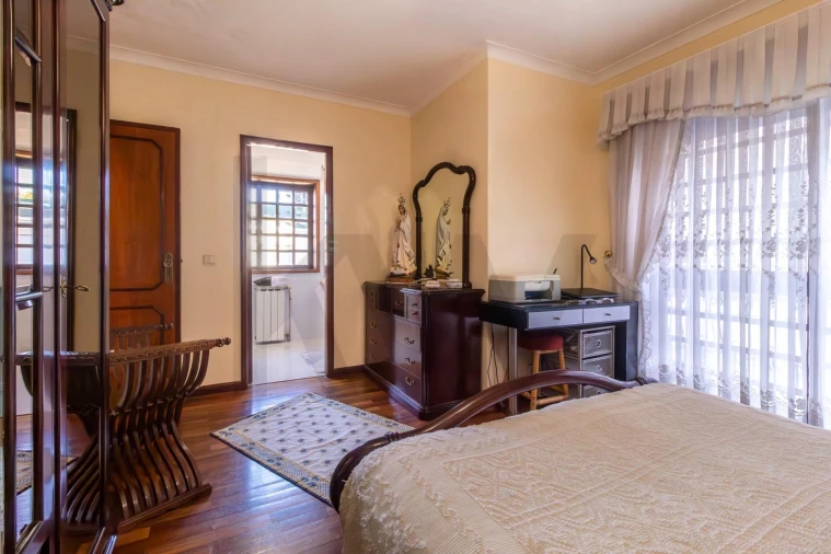 Moradia T3 para Venda em Mafamude e Vilar do Paraíso Foto 17