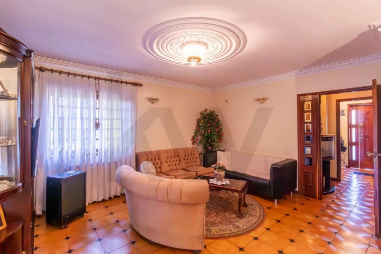 Moradia T3 para Venda em Mafamude e Vilar do Paraíso Foto 9