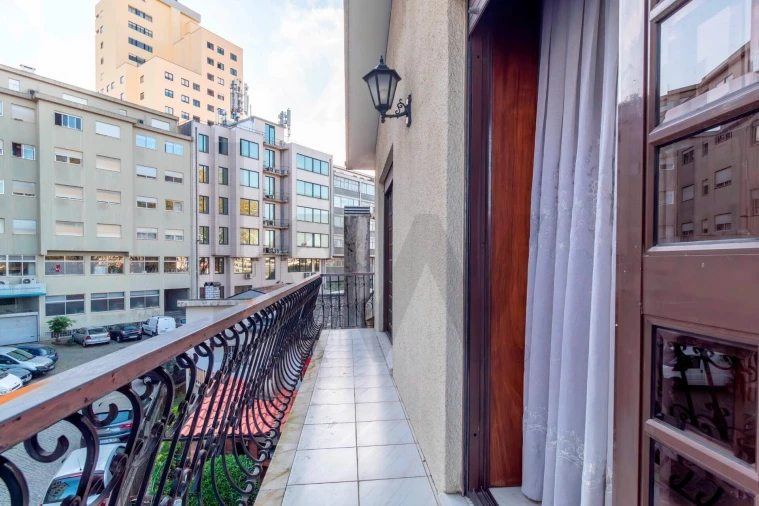 Moradia T3 para Venda em Mafamude e Vilar do Paraíso Foto 24