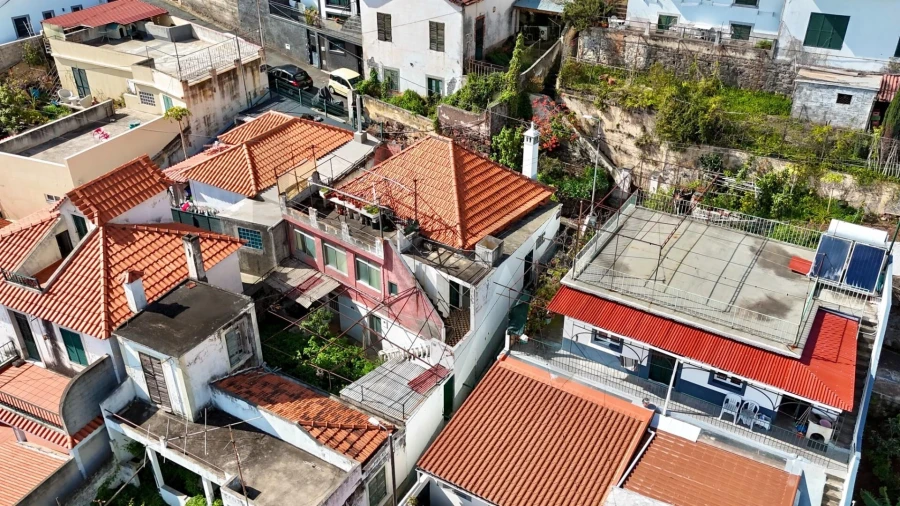 Moradia T2 para Venda em Funchal (São Pedro) Foto 8