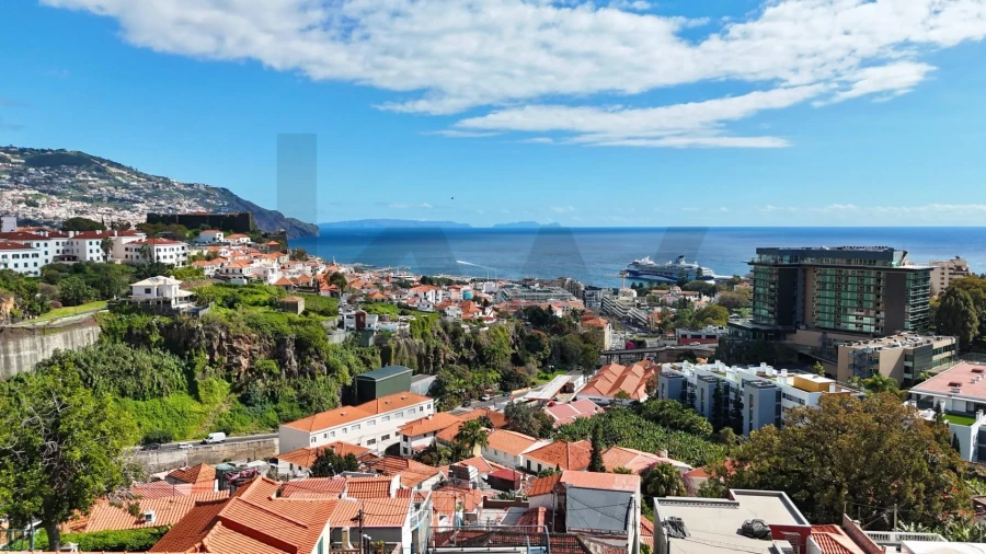 Moradia T2 para Venda em Funchal (São Pedro) Foto 2