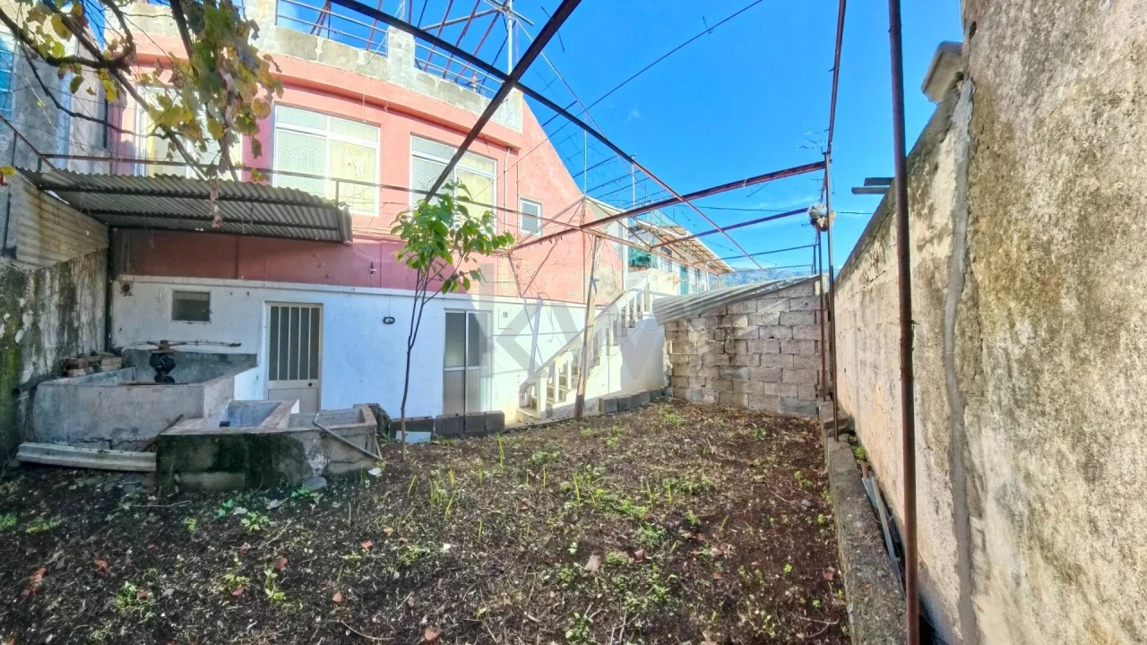 Moradia T2 para Venda em Funchal (São Pedro) Foto 7