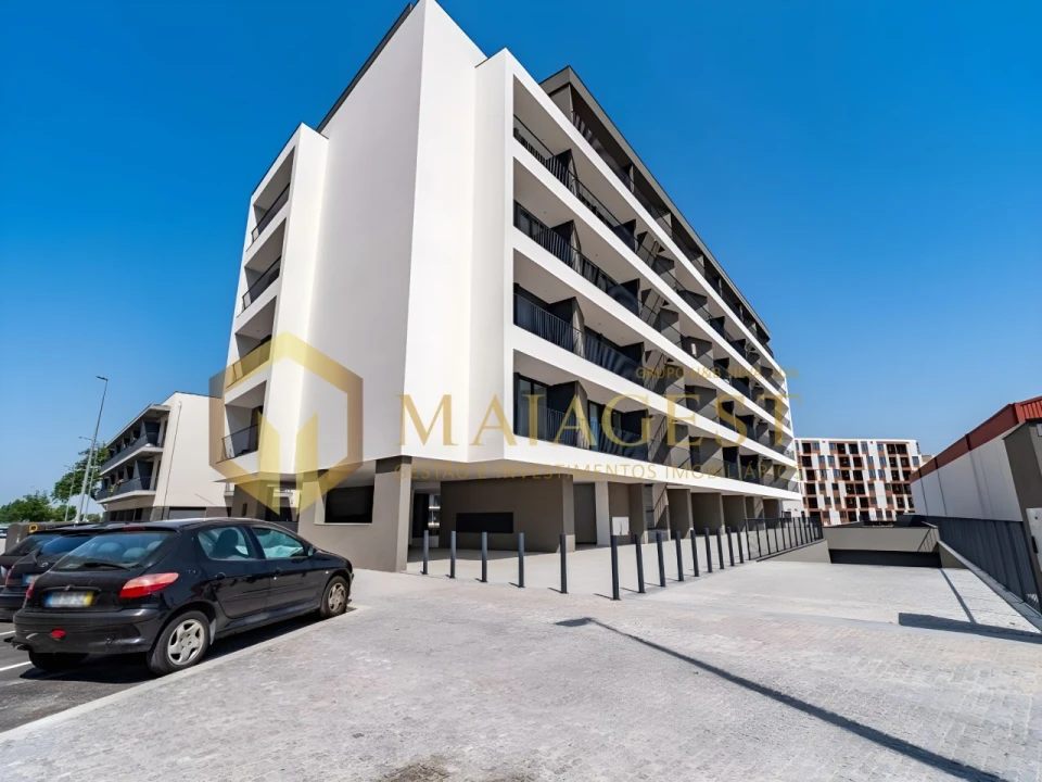 Apartamento T1 para Arrendamento em Paranhos Foto 2