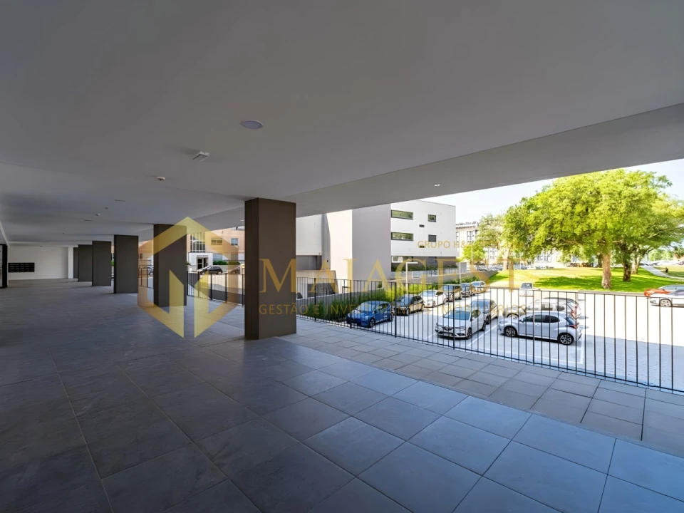 Apartamento T1 para Arrendamento em Paranhos Foto 16