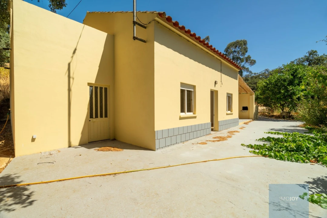 Moradia T3 para Venda em Marmelete Foto 5