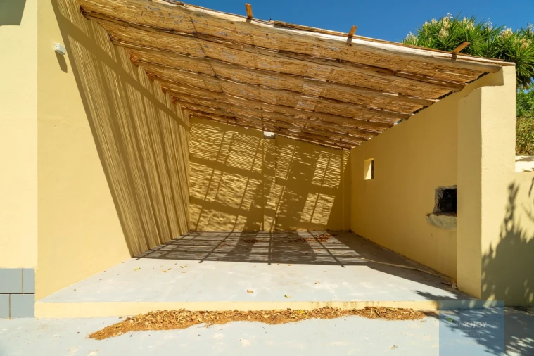 Moradia T3 para Venda em Marmelete Foto 4