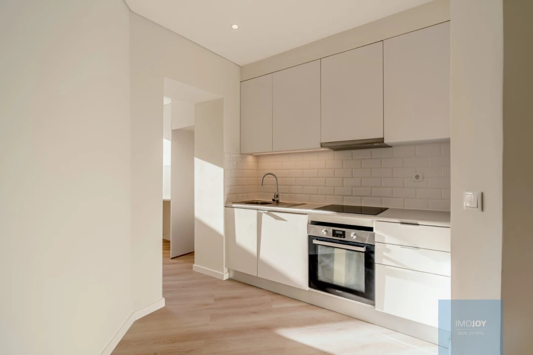 Apartamento T3 para Venda em Queluz e Belas Foto 3