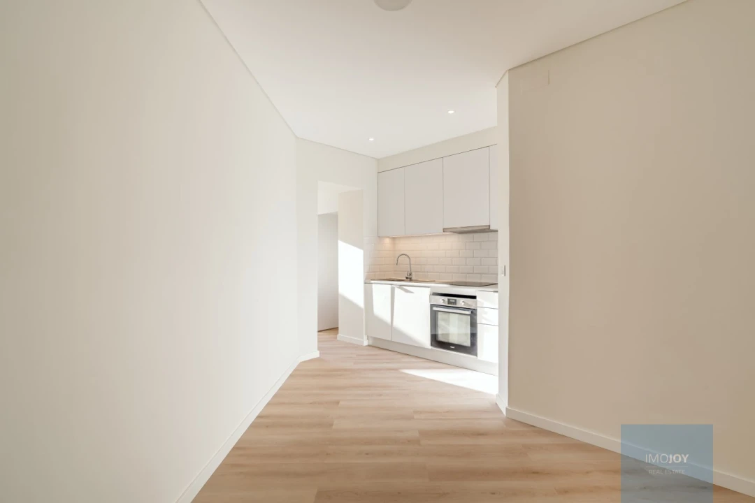 Apartamento T3 para Venda em Queluz e Belas Foto 1