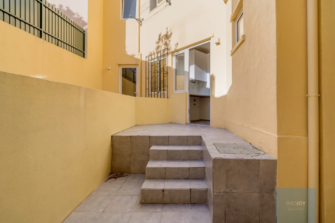 Apartamento T3 para Venda em Queluz e Belas Foto 19