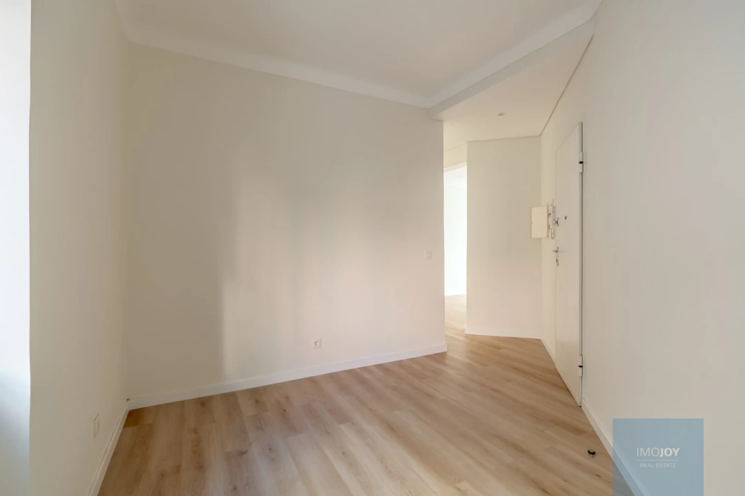 Apartamento T3 para Venda em Queluz e Belas Foto 7
