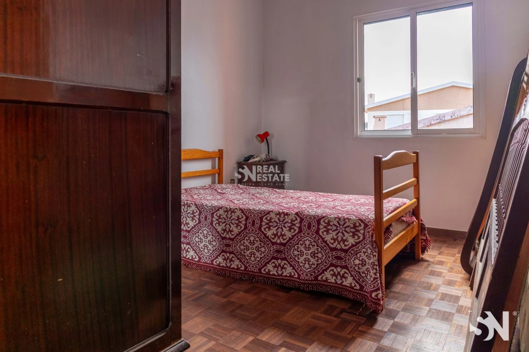 Moradia T4 para Venda em Funchal (Santa Maria Maior) Foto 28