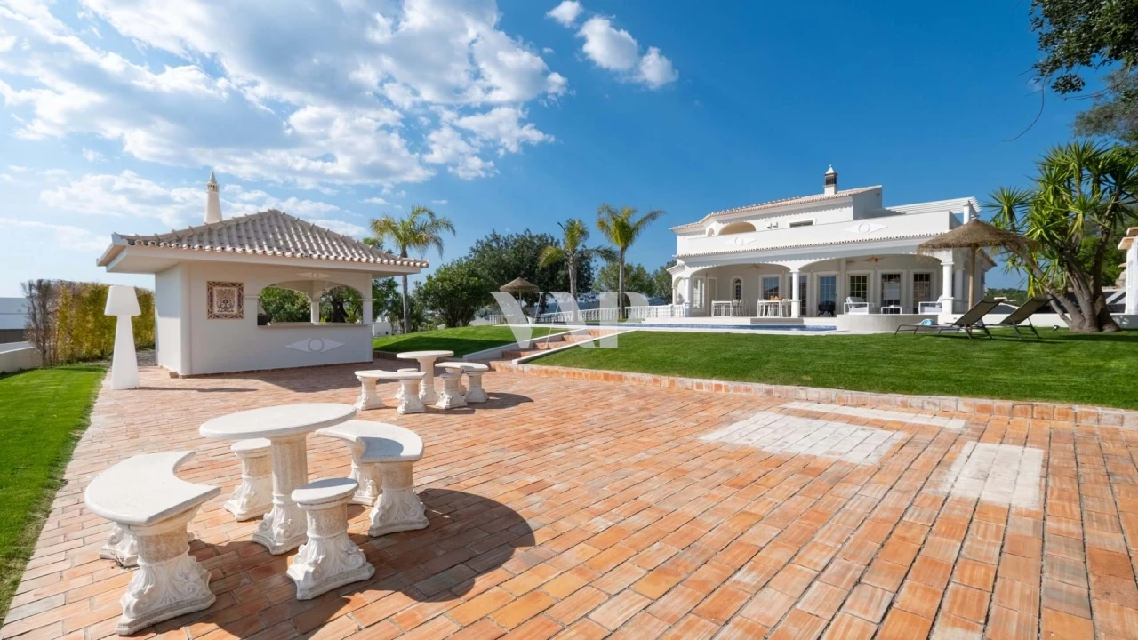 Moradia T5 para Venda em Boliqueime Foto 49