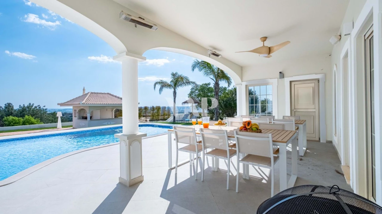 Moradia T5 para Venda em Boliqueime Foto 13