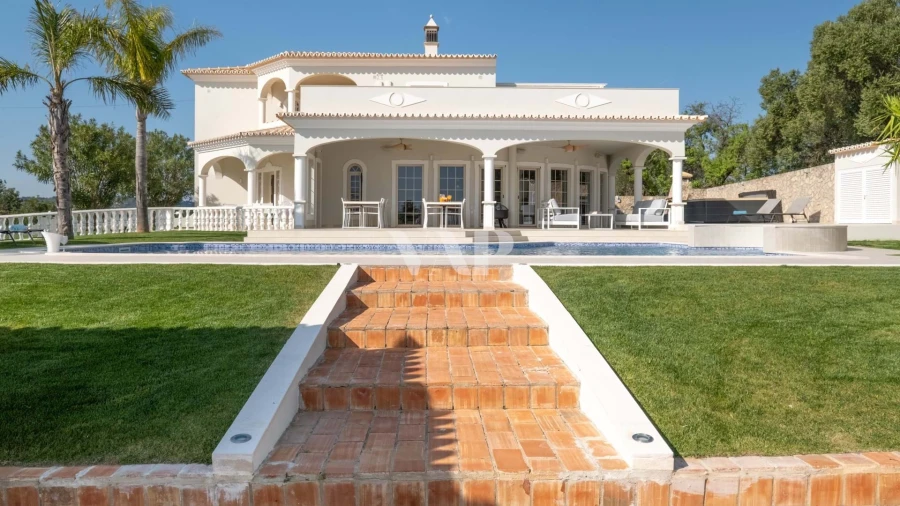 Moradia T5 para Venda em Boliqueime Foto 60