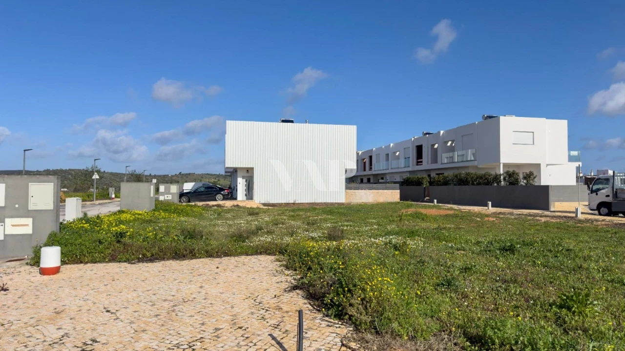 Terreno para Venda em Odiaxere Foto 3