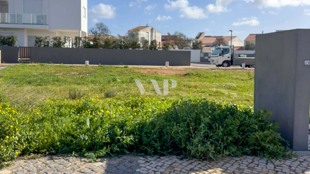 Terreno para Venda em Odiaxere Foto 7