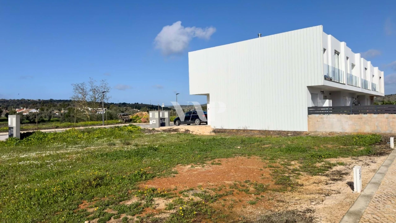 Terreno para Venda em Odiaxere Foto 2